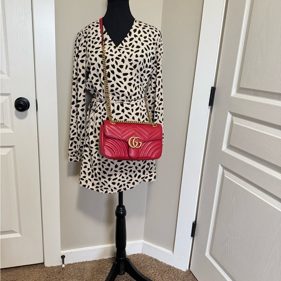 🩷SOLD🩷 GUCCI MARMONT FLAP SMALL (red) - Picture 16 of 16